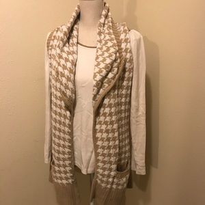 Chico's houndstooth sweater vest
